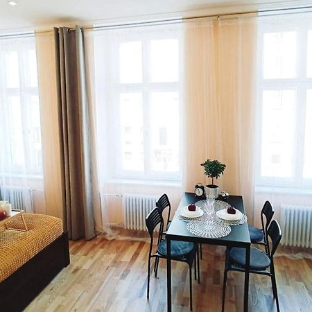 Centrally Located Studio Apartment 里加 外观 照片