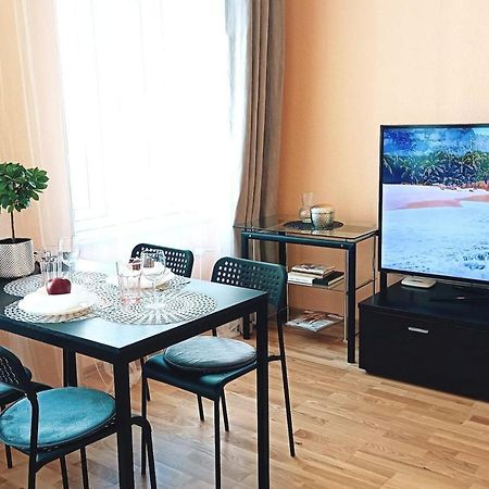 Centrally Located Studio Apartment 里加 外观 照片